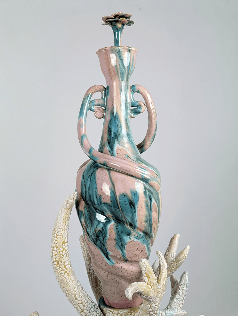 Pantheanic Amphora and Plinth 2: Vessel Close Up 1