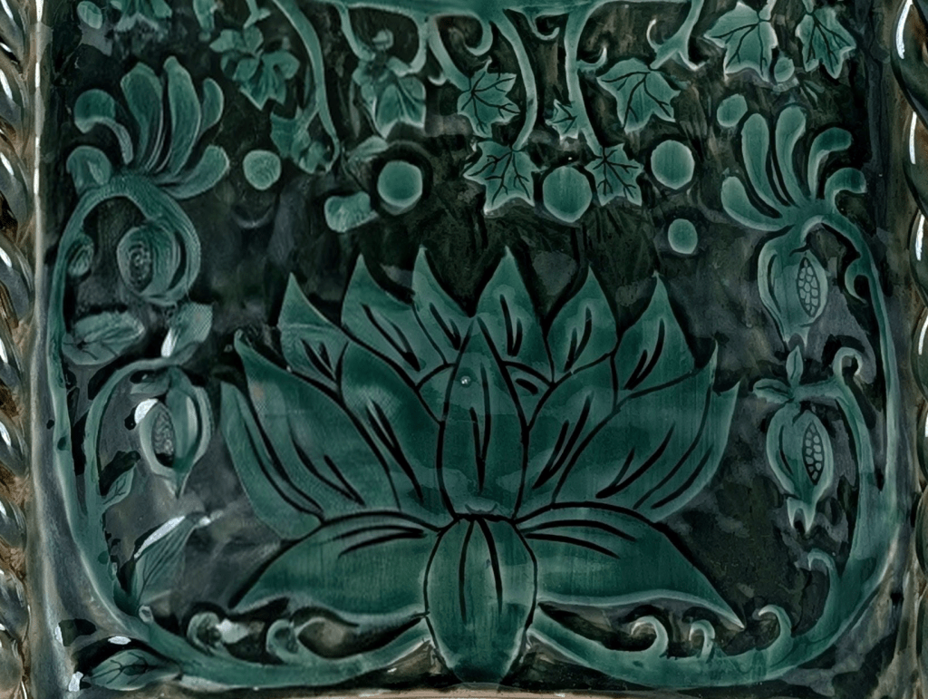 Goblinic Stool - Front Detail